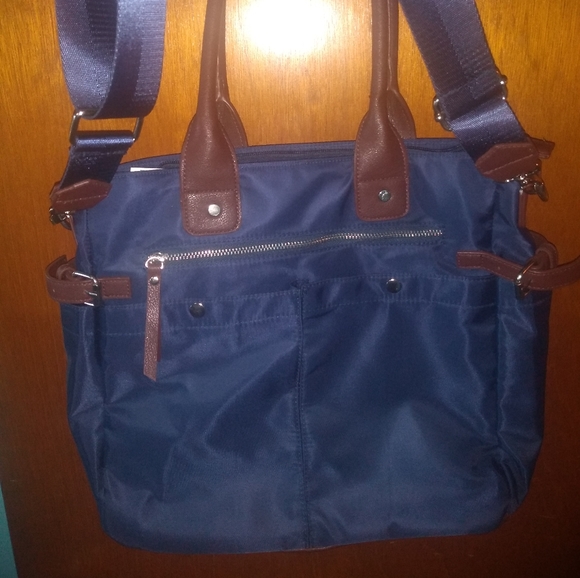 Avon Handbags - Avon Signature - utility tote or diaper bag